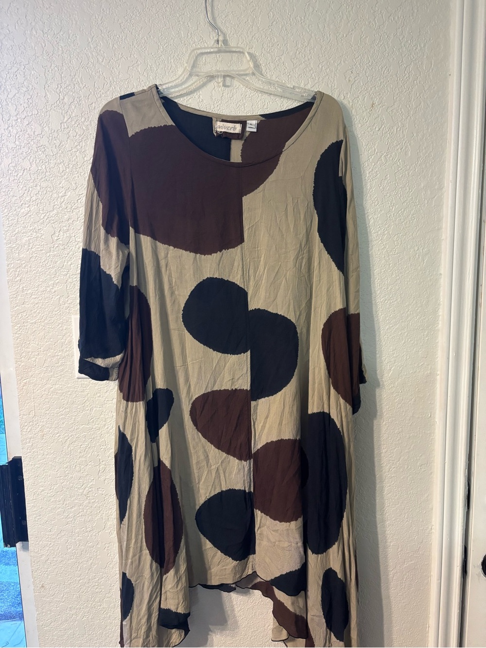 Adverb XL Abstract Colorblock Shift Dress in Brown & Beige